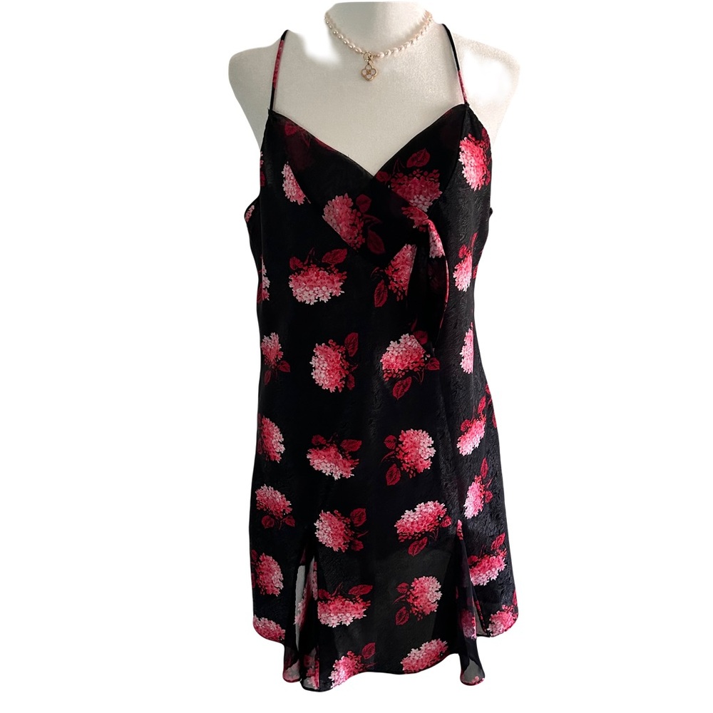 VTG LILY OF FRANCE BLACK RED PINK FLORAL V NECK CHEMISE NIGHTGOWN SIZE MEDIUM
